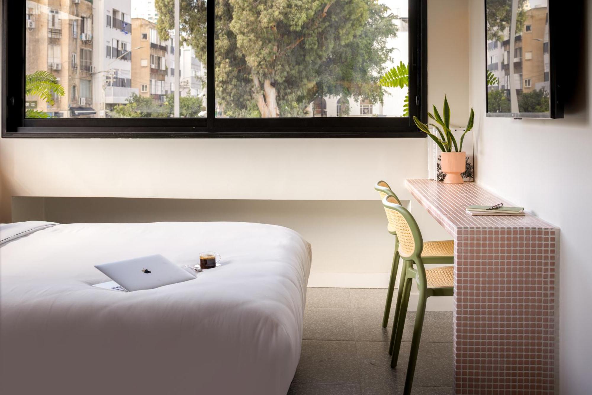 Savanna - By Loginn Tel-avivian * Tel-Aviv